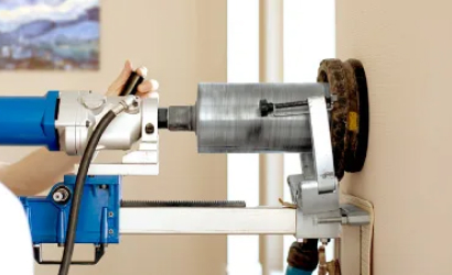 Бурение отверстия под приточный клапан Новомосковск